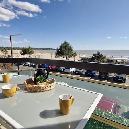 Saint Georges De Didonne - Pleine Vue Mer Pour Ce Studio Cabine Face A La Plage 外观 照片