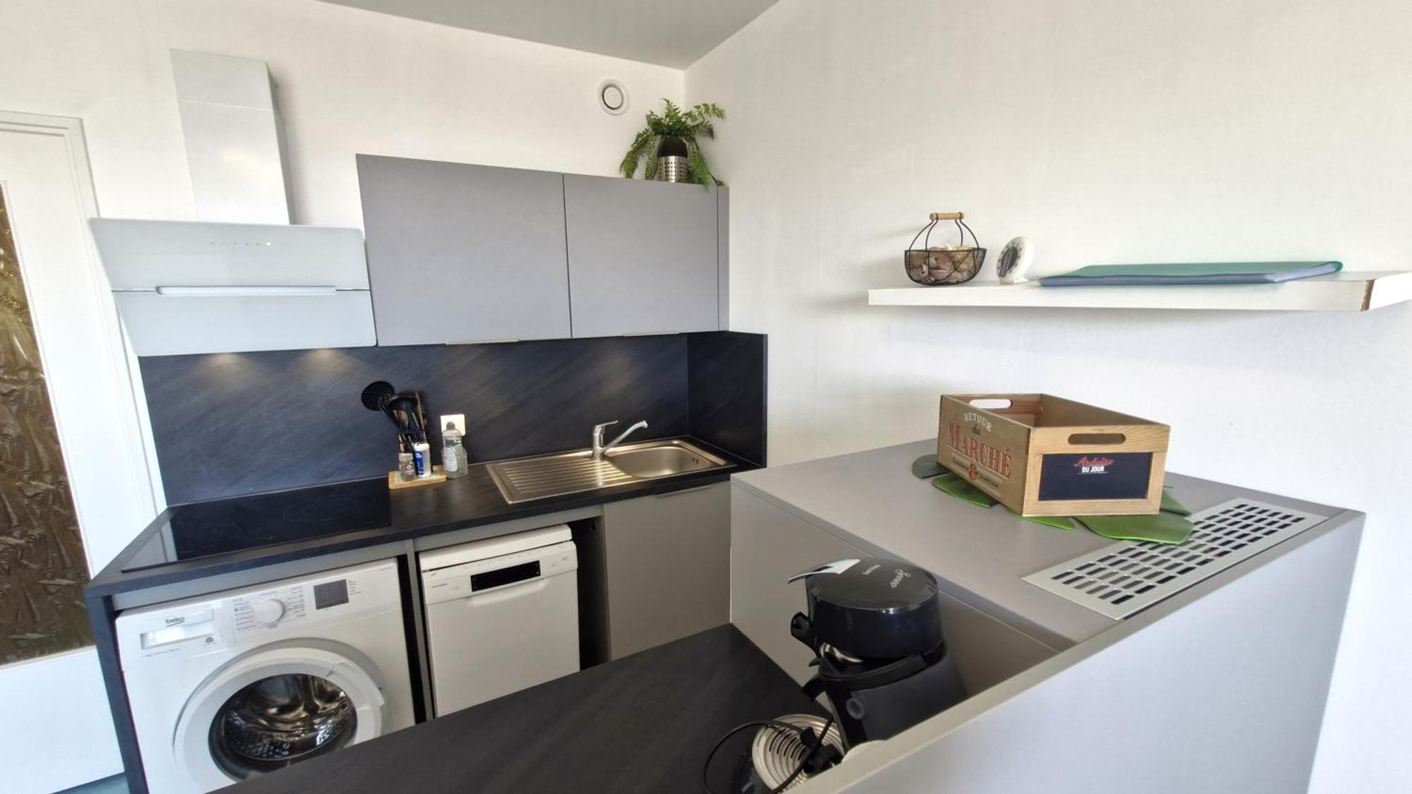 Saint Georges De Didonne - Pleine Vue Mer Pour Ce Studio Cabine Face A La Plage 外观 照片