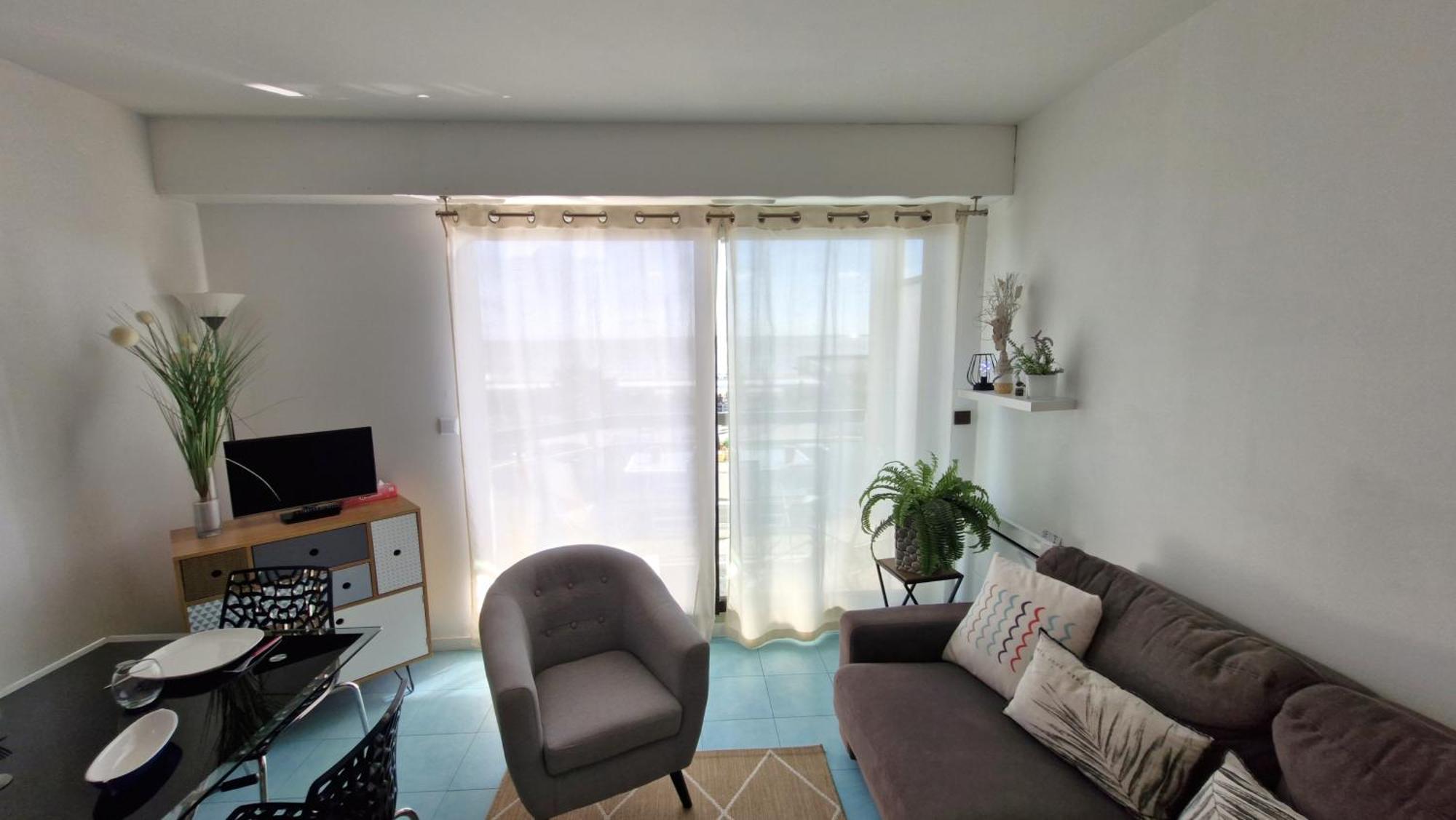 Saint Georges De Didonne - Pleine Vue Mer Pour Ce Studio Cabine Face A La Plage 外观 照片